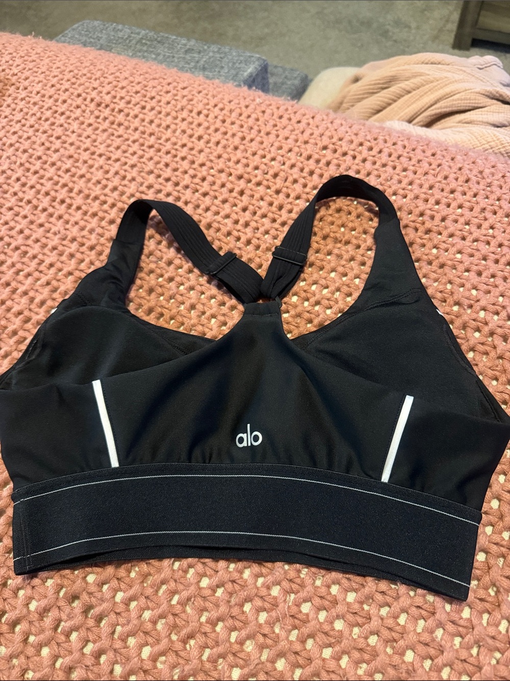 Alo Women’s Black Sports Bra with White Piping - Picture 2 of 3